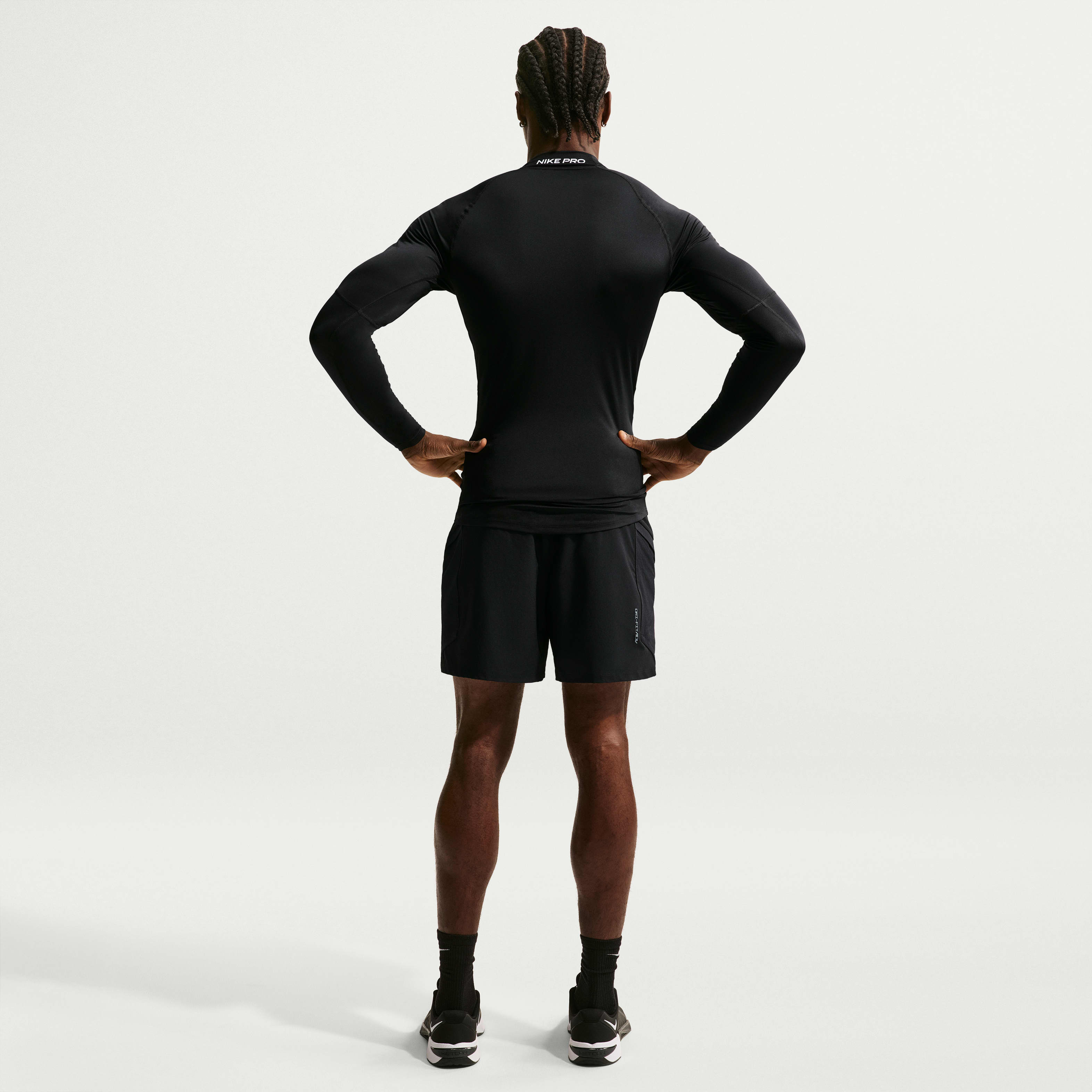 Nike Pro Men's Dri-FIT Fitness Mock-Neck Long-Sleeve Top | The Summit